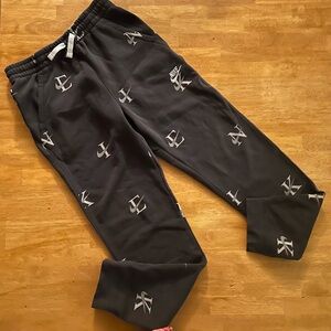 Nike boys logo joggers sz XL